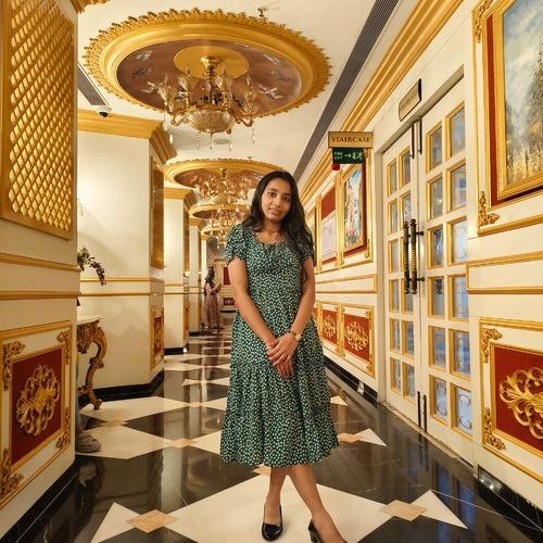 Aarti K. || item.role}