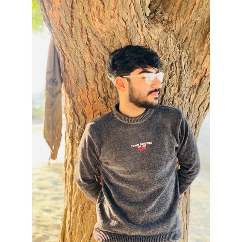 Adil H. || item.role}