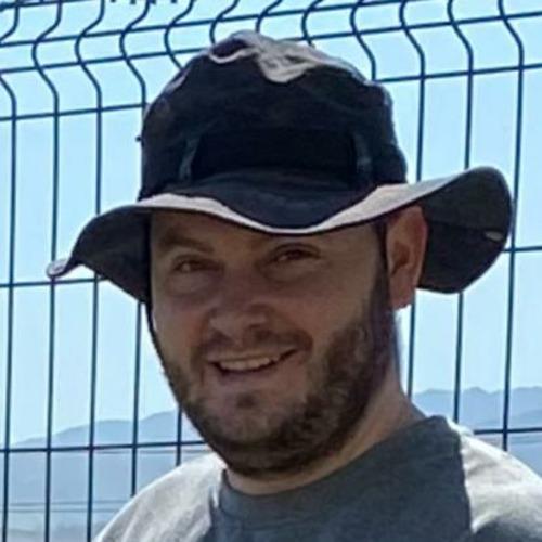 Ahmet D. || item.role}