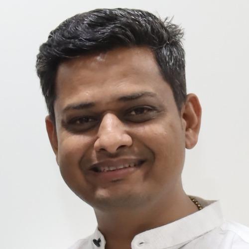 Akash M. || item.role}