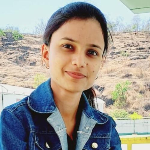 Akshada J. || item.role}