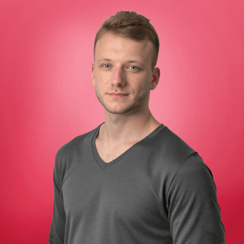 Alex C. || item.role}