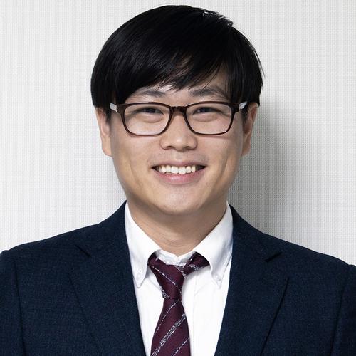 Alexander K. || item.role}