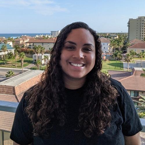 Alexis E. || item.role}