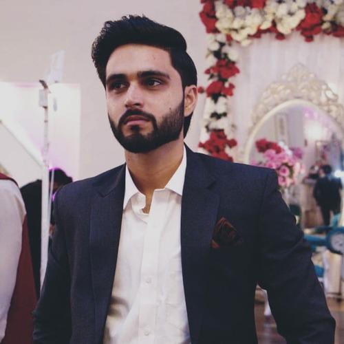 Ali H. || item.role}