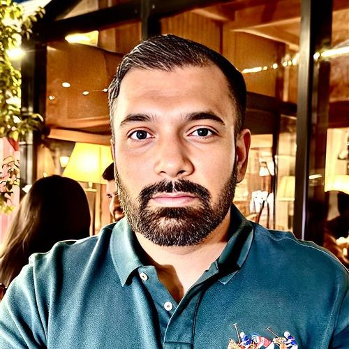 Profile of Ali K., Senior Full-Stack Engineer - React, AI and Mobile Platforms at Softaims