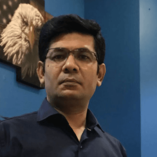 Ali R. || item.role}