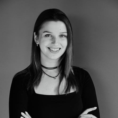 Alina B. || item.role}