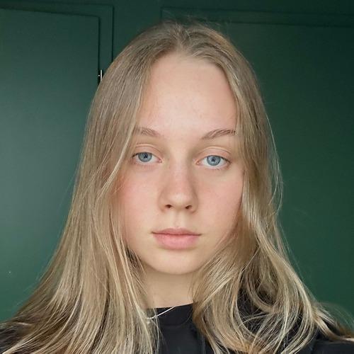 Amalija B. || item.role}