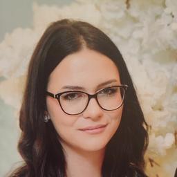 Ana R. - Junior Frontend Engineer - HTML, CSS and Shopify Platforms