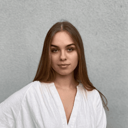 Anastasiia B. - Software Engineer - Mobile, Web and Design Platforms