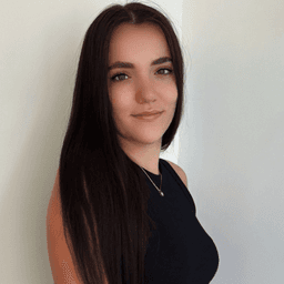 Anastasiia S. - Junior Mobile Engineer - React Native, Frontend and Web Development