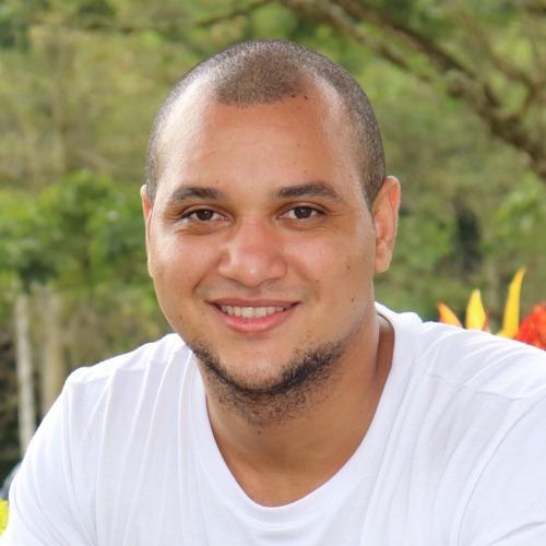 Andres R. || item.role}