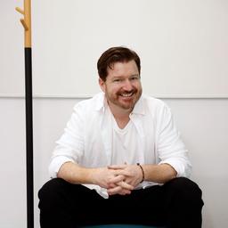 Andrew B. - Lead Software Engineer - Data Engineering, Web and Product Design