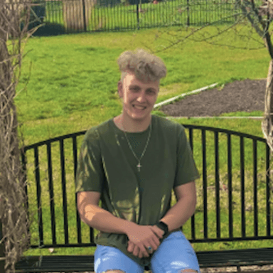 Andrew L. - Junior Full-Stack Engineer - React, Node and Web Development