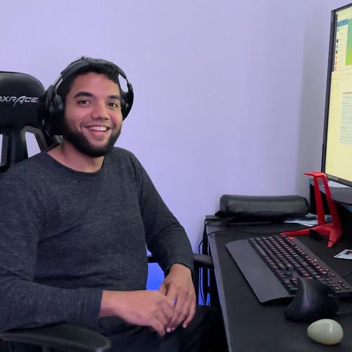 Anniel L. || item.role}