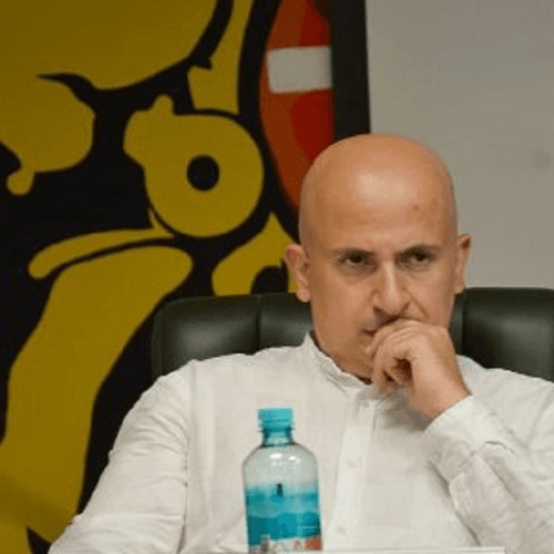 Arman B. || item.role}