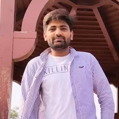 Arslan A. - Senior Full-Stack Engineer - PHP, React and Cloud Platforms