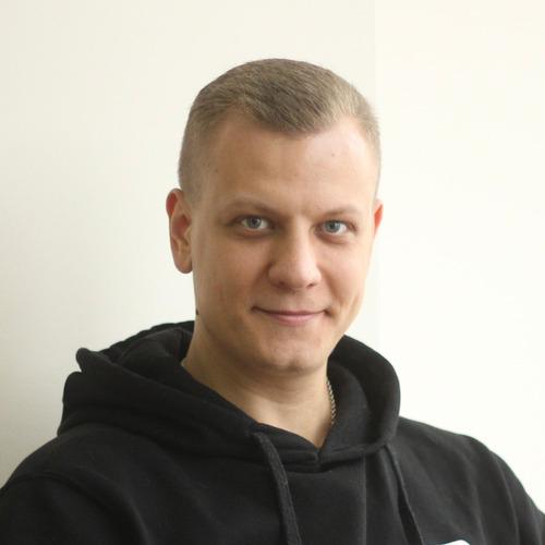 Artem B. || item.role}