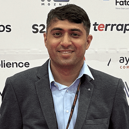 Ashwani S. - Software Engineer - Backend, AI and Modern Frameworks