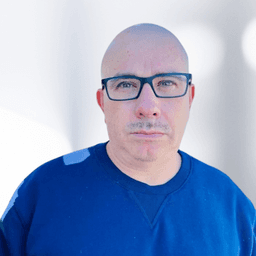 Bart C. - Lead Software Engineer - Backend, PHP and Mobile Platforms