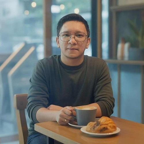 Profile of Beloved John B., Software Engineer - Frontend, Web and General Development at Softaims