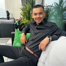 Ben B. - Senior Full-Stack Engineer - AI, Cloud and Modern Frameworks