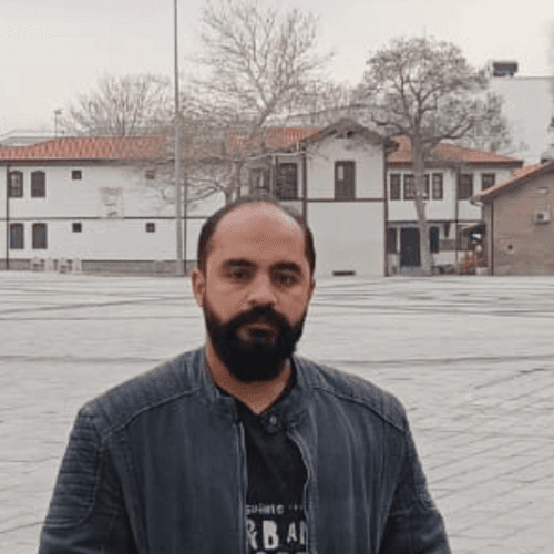 Bilal A. || item.role}