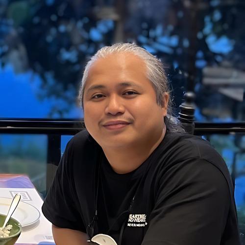 Billy L. || item.role}