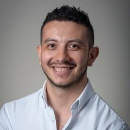 Carlos B. - Software Engineer - Frontend, Backend and Mobile Platforms