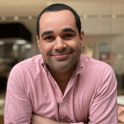 Carlos R. - Junior Data Scientist - Python, SQL and Machine Learning Platforms