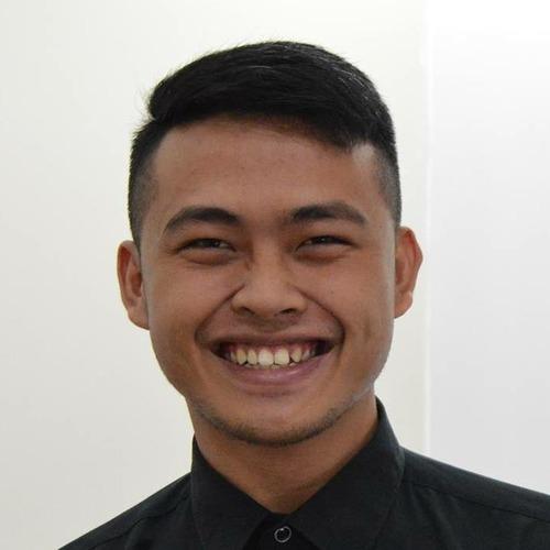 Chris L. || item.role}