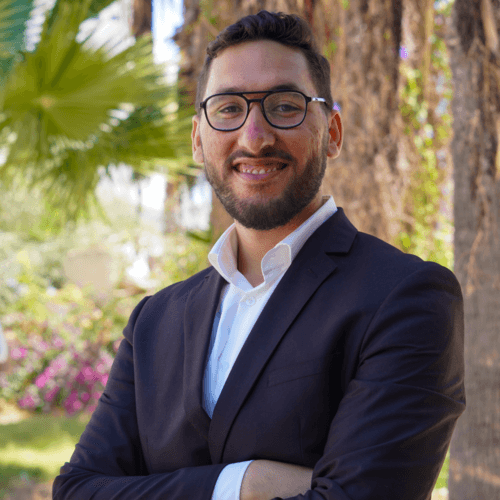 Daly C. || item.role}