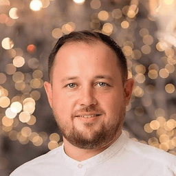 Damir K. - Lead Software Engineer - Cloud, Frontend and AI Platforms