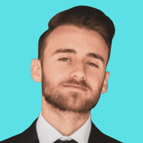 Daniel D. || item.role}