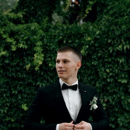 Daniil K. || item.role}