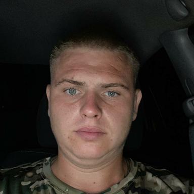 Denys S. - Junior Software Engineer - AI, Machine Learning and Data Science Platforms