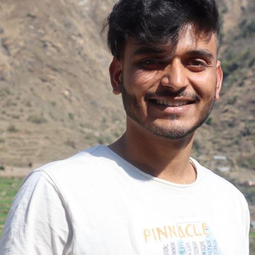 Divyanshu R. || item.role}