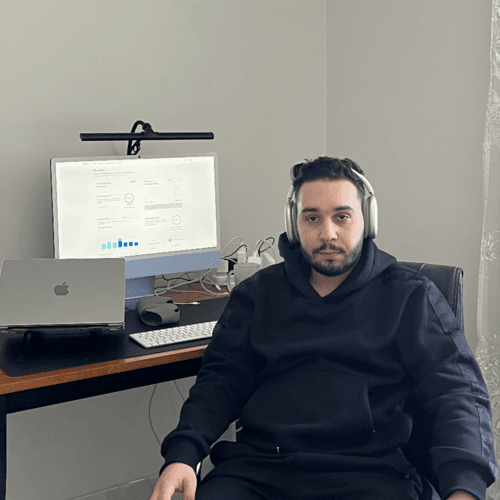 Djellab A. || item.role}