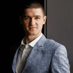 Dmytro M. - Software Engineer - Frontend, Modern Frameworks and Web Development