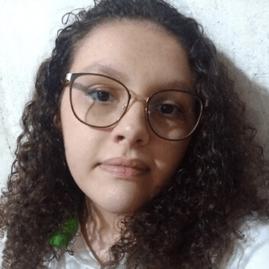 Eduarda N. - Senior Full-Stack Engineer - React, Node and Modern Frameworks