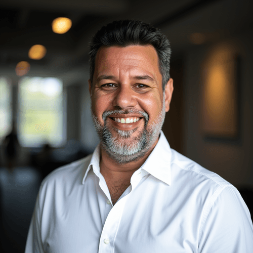 Profile of Efren F., Lead Software Engineer - Backend, Cloud and Web Applications at Softaims