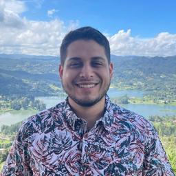 Emmanuel V. - Senior Full-Stack Engineer - Node.js, React and Mobile Platforms