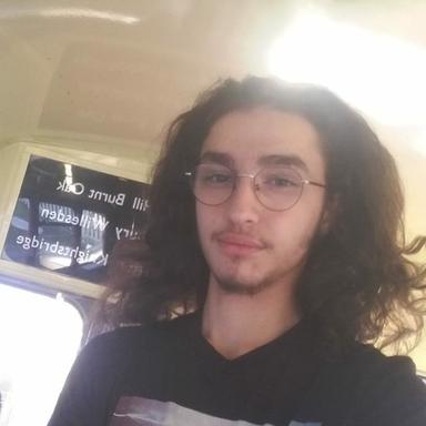 Enes B. - Senior Backend Engineer - Python, Data Science and AI Platforms