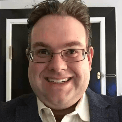 Erik O. || item.role}