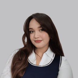 Eya S. - Software Engineer - Frontend, Mobile and Web Development