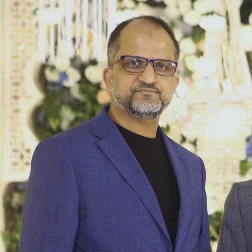 Faheem F. || item.role}