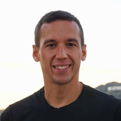 Fernando M. || item.role}