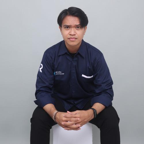 Gabriel Dicky Lawrence J. || item.role}