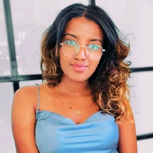 Helina G. || item.role}